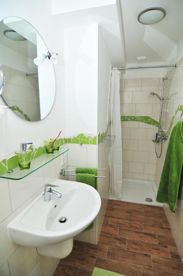 Schloms Hof Apartman Waffensen Kültér fotó